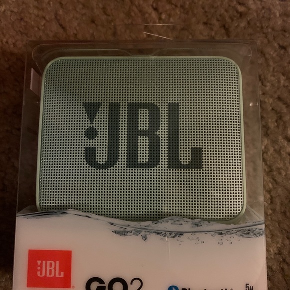 JBL Bluetooth speaker s - Picture 3 of 4